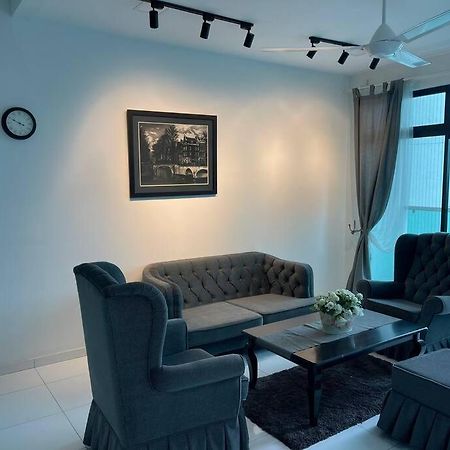 Bukit Indah Family Gathering By Wp Homestay Johor Bahru Luaran gambar